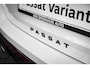 Volkswagen Passat Variant R-Line Edition | Panorama schuifkanteldak | Stoel verwarming | Led Matrix |