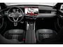 Volkswagen Passat Variant R-Line Edition | Panorama schuifkanteldak | Stoel verwarming | Led Matrix |