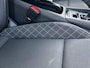 Skoda Karoq 1.0 TSI Ambition 116pk | Parkeersensoren | Cruise controle | 16 inch Lichtmetalen velgen | Extra getint glas