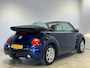 Volkswagen Beetle New Cabriolet 1.6 Highline | LM Velgen 16" | Cabrio | Trekhaak | Airco | Radio | MEENEEM PRIJS! |