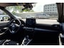 Toyota Yaris Cross 1.5 Hybrid Dynamic Edition Navigatie, Parkeersensoren voor + achter, Privacy glass, Smart KEY