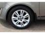 Opel Corsa 1.4-16V BlitZ , 5 deurs Climate control , cruise control , Navigatie, Trekhaak Bluetooth , Parkeersensoren achter