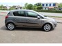 Opel Corsa 1.4-16V BlitZ , 5 deurs Climate control , cruise control , Navigatie, Trekhaak Bluetooth , Parkeersensoren achter