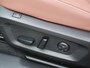 Mitsubishi Outlander 2.4 PHEV Instyle+ / Lederen Bekleding / Stoelmassage / Stoelverwarming & Verkoeling / Yamaha Audio / 20" Lichtmetalen Velgen /