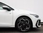 Volkswagen Golf 1.5 eTSI R-Line Edition | Trekhaak | 360 Camera | Keyless | Navigatie | Stoel- en Stuurverwarming | NL-Auto |
