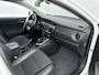 Toyota Auris 1.8 Hybrid Executive Limited | Parkeersensoren V+A | Navigatie | Airco | Cruise Control | Voorstoelen Verwarmd |