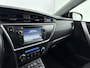 Toyota Auris 1.8 Hybrid Executive Limited | Parkeersensoren V+A | Navigatie | Airco | Cruise Control | Voorstoelen Verwarmd |