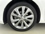 Toyota Auris 1.8 Hybrid Executive Limited | Parkeersensoren V+A | Navigatie | Airco | Cruise Control | Voorstoelen Verwarmd |