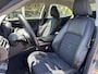 Lexus IS 300h First Edition | Navigatie, Parkeersensoren, 17 inch, Climate control, Cruise control, 2e eigenaar