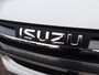 Isuzu D-Max 1.9 Double Cab verlengd 5-persoons V-Cross Automaat BPM-vrij / 20 december 2024 / meest luxe uitvoering / trekhaak / lederen bekleding / Apple carplay / Android Auto / groot scherm / camera
