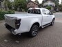Isuzu D-Max 1.9 Double Cab verlengd 5-persoons V-Cross Automaat BPM-vrij / 20 december 2024 / meest luxe uitvoering / trekhaak / lederen bekleding / Apple carplay / Android Auto / groot scherm / camera