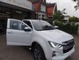 Isuzu D-Max 1.9 Double Cab verlengd 5-persoons V-Cross Automaat BPM-vrij / 20 december 2024 / meest luxe uitvoering / trekhaak / lederen bekleding / Apple carplay / Android Auto / groot scherm / camera