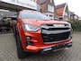 Isuzu D-Max 1.9 Double Cab V-Cross verlengd 5-persoons Automaat BPM-vrij / 20 december 2024 / meest luxe uitvoering / trekhaak / lederen bekleding / Apple carplay / Android Auto / groot scherm / camera