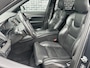 Volvo XC90 2.0 T8 Twin Engine AWD R-Design Intro Edition | Trekhaak | Bowers & Wilkins audio | Luchtvering | Panoramadak | Gelamineerd zijruiten | 360 camera | Adaptive cruise control | Massage stoelen |