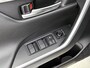 Toyota RAV4 2.5 Hybrid AWD Black Edition | 1.650 KG Trekgewicht | JBL | Stoelverwarming | Navigatie | Apple Carplay / Android Auto | SL 107