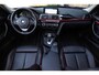 BMW 3-Serie Touring 320i 184 pk Edition Luxury-Line High Executive / Pano-Dak/ Keyless/ Head-Up/ Harman-Kardon/ Leder/ Sport-Stoelen/ Stoel.Verw/ Led-Koplamp/ 18'' LMV