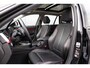 BMW 3-Serie Touring 320i 184 pk Edition Luxury-Line High Executive / Pano-Dak/ Keyless/ Head-Up/ Harman-Kardon/ Leder/ Sport-Stoelen/ Stoel.Verw/ Led-Koplamp/ 18'' LMV