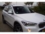 BMW X1 SDrive20i High Executive 192PK Autom Leder Stoelverw Navi Camera Clima Head-Up Cruise 2x PDC LED Kopl LMV ENZ NL Auto.