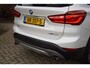 BMW X1 SDrive20i High Executive 192PK Autom Leder Stoelverw Navi Camera Clima Head-Up Cruise 2x PDC LED Kopl LMV ENZ NL Auto.