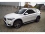 BMW X1 SDrive20i High Executive 192PK Autom Leder Stoelverw Navi Camera Clima Head-Up Cruise 2x PDC LED Kopl LMV ENZ NL Auto.