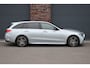 Mercedes-Benz C-klasse Estate 300 e AMG Line Aut9 | Panoramadak | Trekhaak | Leder | Camera | Sfeerverlichting | Dodehoekassistent | Stoelverwarming | Advanced Sound System | High Perf. LED |