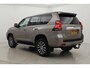 Toyota Land Cruiser 5 pers. 2.8 D-4D Executive | Panoramadak | Trekhaak | Treeplanken | Stoel-/achterbankverwarming | Stoelventilatie | Leder | Dodehoek detectie | JBL