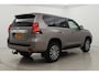 Toyota Land Cruiser 5 pers. 2.8 D-4D Executive | Panoramadak | Trekhaak | Treeplanken | Stoel-/achterbankverwarming | Stoelventilatie | Leder | Dodehoek detectie | JBL