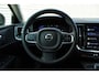 Volvo V60 2.0 B3 Essential Edition | Lichtmetalen Velgen 5-Spaaks 18" | Trekhaak Elektrisch Uitklapbaar | Cruise Control Adaptief Met Stop&Go En Stuurhulp | Achteruitrij Assistent | Dodehoekdetectie Met Correctie |  Voorstoelen verwarmend + Verwarmend Stuur | Electronic Climate Controle | Navigatiesysteem | Apple Carplay/Android Auto |
