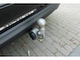 Volvo V60 2.0 B3 Essential Edition | Lichtmetalen Velgen 5-Spaaks 18" | Trekhaak Elektrisch Uitklapbaar | Cruise Control Adaptief Met Stop&Go En Stuurhulp | Achteruitrij Assistent | Dodehoekdetectie Met Correctie |  Voorstoelen verwarmend + Verwarmend Stuur | Electronic Climate Controle | Navigatiesysteem | Apple Carplay/Android Auto |