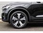 Volvo XC40 T4 Recharge Inscription | Panoramadak Schuif-/Kantelfunctie | Electronic Climate Controle | Elektrisch Verstelbare en verwarmbare voorstoelen | Verwarmbaar stuurwiel | Parkeersensor Voor + Rondomzicht Camera | Premium Audio by Harman Kardon | Apple Carplay/Android Auto |