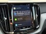 Volvo XC60 T8 Plug-in hybrid AWD Plus | Black Edition | 21" Lichtmetalen velgen | Harman Kardon audio | Panoramadak | Adaptieve Cruise Control | Elektrisch verstelbare voorstoelen | Stoelverwarming voor & achter | Stuurwielverwarming