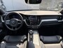Volvo XC60 T8 Plug-in hybrid AWD Plus | Black Edition | 21" Lichtmetalen velgen | Harman Kardon audio | Panoramadak | Adaptieve Cruise Control | Elektrisch verstelbare voorstoelen | Stoelverwarming voor & achter | Stuurwielverwarming