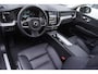 Volvo XC60 2.0 T6 Plug-in hybrid AWD Plus Dark | 2.250 kg trekgewicht! | Long Range Accu | Automaat | Trekhaak elektrisch | Panoramadak elektrisch | Lederen bekleding | Power Seats elektrisch | 360 camera | Google Services |