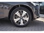 Volvo XC60 2.0 T6 Plug-in hybrid AWD Plus Dark | 2.250 kg trekgewicht! | Long Range Accu | Automaat | Trekhaak elektrisch | Panoramadak elektrisch | Lederen bekleding | Power Seats elektrisch | 360 camera | Google Services |