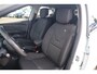 Renault Clio Estate 0.9 TCe Limited Navigatie Bluetooth Airco Cruise Control 16 inch LMV Getint Glas