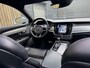 Volvo V90 2.0 D3 R-Design Automaat | Panoramadak | Leren bekleding | Camera met rondomzicht | Bowers&Wilkins | Adaptieve cruise control | Head-up Display | Apple CarPlay | LED | Parkeersensoren voor en achter