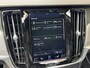 Volvo V90 2.0 D3 R-Design Automaat | Panoramadak | Leren bekleding | Camera met rondomzicht | Bowers&Wilkins | Adaptieve cruise control | Head-up Display | Apple CarPlay | LED | Parkeersensoren voor en achter