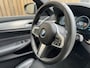 BMW 5-Serie Touring 520i Automaat M-sport | 20 inch lichtmetalen velgen | Navigatie proffesional | Sportstoelen | Stoelverwarming voor | Climate control | Cruise control | Parkeersensoren voor en achter