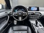 BMW 5-Serie Touring 520i Automaat M-sport | 20 inch lichtmetalen velgen | Navigatie proffesional | Sportstoelen | Stoelverwarming voor | Climate control | Cruise control | Parkeersensoren voor en achter