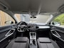 Audi Q3 35 TFSI Pro Line Automaat 150pk | Climate control | Cruise control | Apple CarPlay | Trekhaak uitklapbaar | Sportstoelen | LED verlichting | Zwart optiek pakket | Parkeersensoren achter