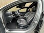 Mercedes-Benz A-klasse 220 AMG 190pk Automaat | Panoramadak | LED Matrix verlichting | Sfeerverlichting | Night Pakket | Sportstoelen elektrisch verstelbaar | Draadloze telefoonlader | Parkeersensoren voor en achter | Achteruitrijcamera