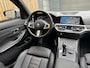 BMW 3-Serie Touring 330e Automaat | Leer | Adaptieve cruise control | DAB radio | Getint glas | LED verlichting | Stoelverwarming | Audio installatie | Apple CarPlay | Parkeersensoren voor en achter