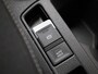 Volkswagen T-Roc 1.0 TSI Life | LMV | Parkeer sensoren | Virtual cockpit | Cruise control | DAB | Apple carplay | Airco