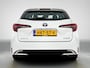 Toyota Corolla Touring Sports Hybrid 140 Dynamic | Stoelverwarming | Navigatie | Parkeersensoren voor en achter | Facelift Model | SL 61