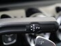 Mercedes-Benz A-klasse 180 Business Solution AMG Panorama Dak / Keyless / Sfeerverlichting / Parkeer Camera / Stoelverwarming /