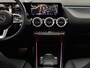 Mercedes-Benz B-klasse 180 Business Solution Luxury Pano, Leder, Camera, Stoelverwarming, Navi, Cruise control adaptief, Keyless start, Elektrische achterklep
