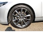 Mazda 3 HB 2.0 e-SkyActiv-G M Hybrid 122 Comfort , Automaat, LMV 18 Inch, HUD, Zwart dak, Stuurverwarming, Stoelverwarming, Clima, stoffen bekleding, Apple Carplay, PDC, Camera, Navi, Adap. Cruise