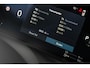 Volvo XC90 T8 Plug-in hybrid AWD Ultra Dark | 7-Zits | Google | Longe Range | Luchtvering | Bowers & Wilkins Audio | Head-up Display | Standkachel | Getint Glas | Schuif-/Kanteldak | 22" LM