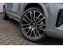 Volvo XC90 T8 Plug-in hybrid AWD Ultra Dark | 7-Zits | Google | Longe Range | Luchtvering | Bowers & Wilkins Audio | Head-up Display | Standkachel | Getint Glas | Schuif-/Kanteldak | 22" LM
