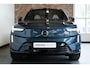 Volvo EX90 Twin Motor Performance Ultra 7p. 111 kWh | Panoramadak | Actieve Luchtvering | Verwarmbare voorstoelen en achterbank | Stuurverwarming | Premium audio | Tailor Wool Blend bekleding | Apple carplay/Android auto | Park Pilot Assist | 22 inch lichtmetalen velgen